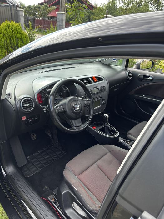 Vând Seat Leon 1P 2.0FSI