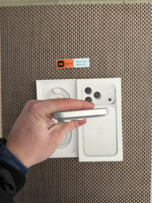 ЛИЗИНГ*83лв/м iPhone 17 Pro Silver*256 айфон 17 про Бял