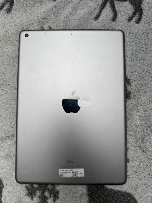 Ipad 6 Tableta Gen 6 2018 32 GB 91% Ecran Multi-Touch 9,7 inchi