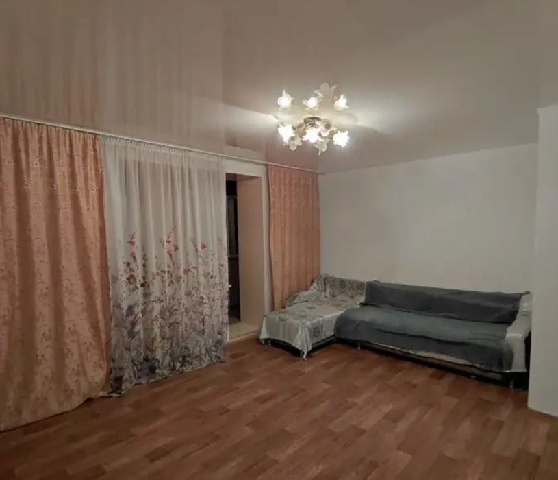продам 1-ком. 37кв. гарышкер 4-этаж
