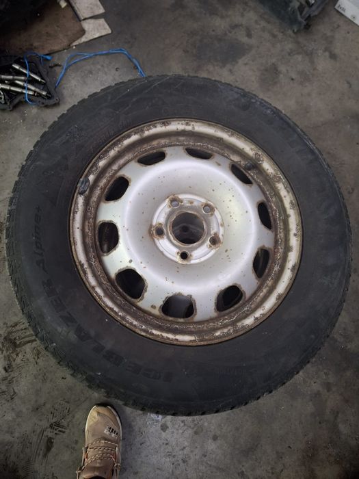 Vând roti Dacia Duster Fost 2023. 215/65/16