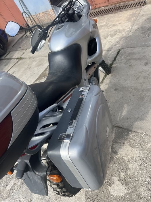 Aprilia pegaso cube 650