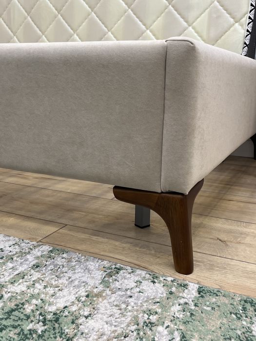 Кровать с матрасом (Самовывоз)