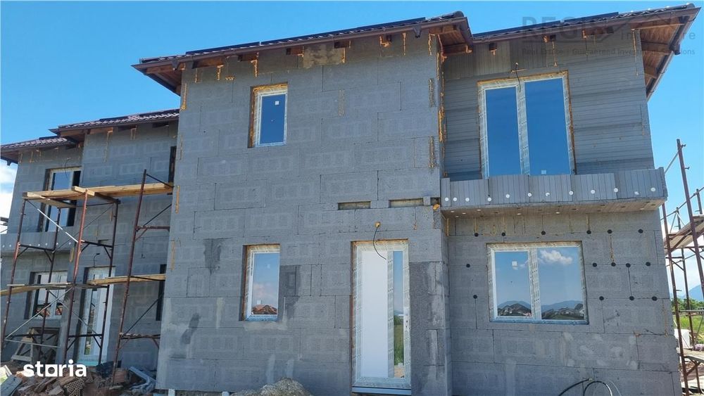Duplex de 4 camere in zona Sanpetru