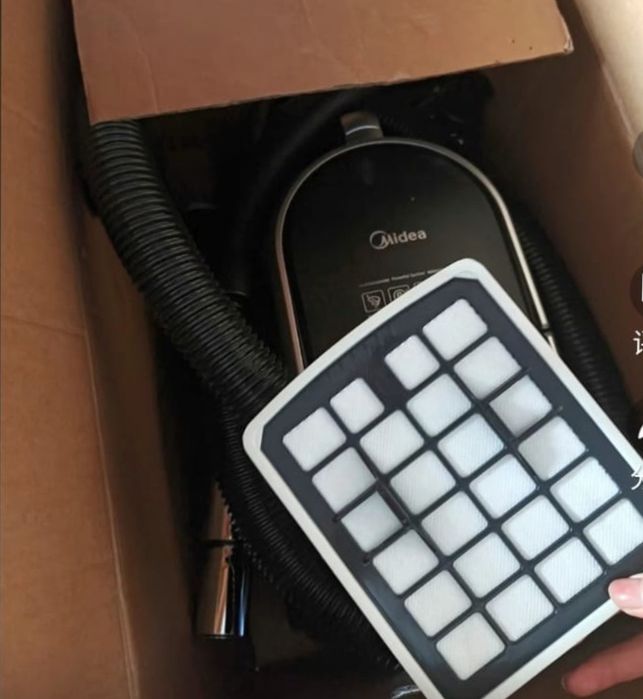 Продам фильтр на пылесос Midea