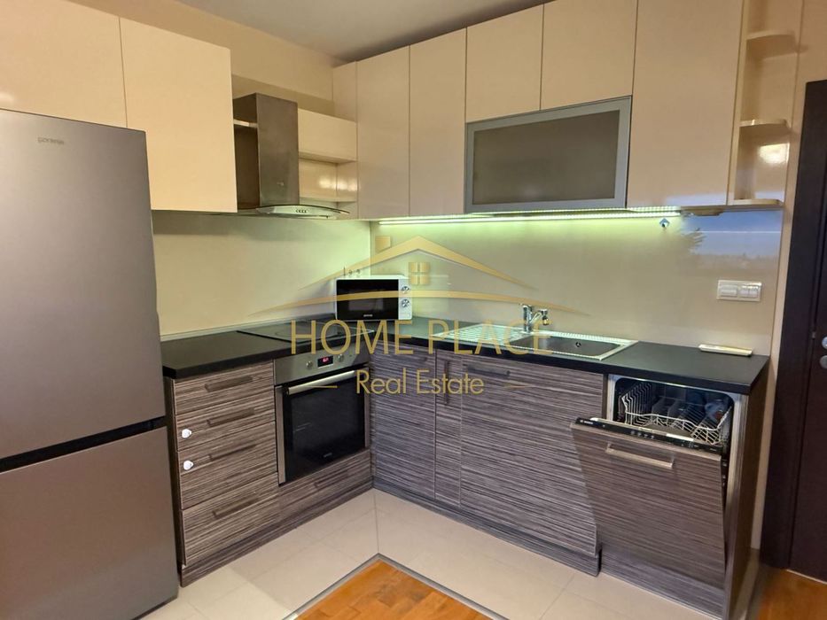 Дава се под наем Тристаен апартамент в Варна, Чайка - 95 кв.м за 757.86 € - Снимка #1