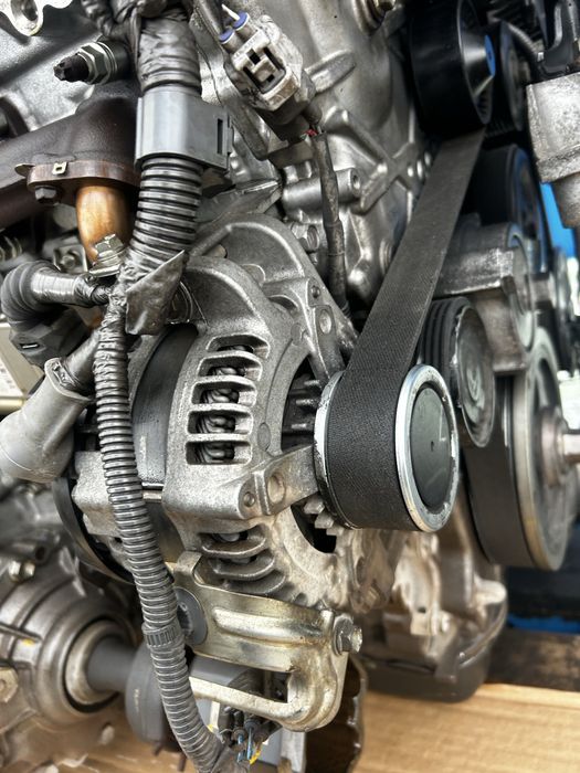 Alternator Toyota RAV 4 2.2 D 2012