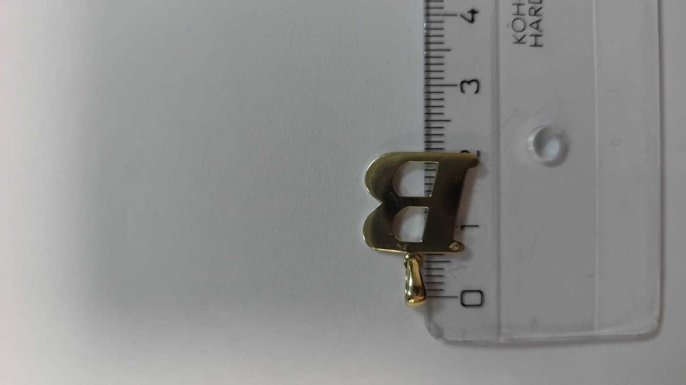 (AG 35) Medalion aur litera "B" 14K B.33416 /Garantie 2 ani/ 945 lei