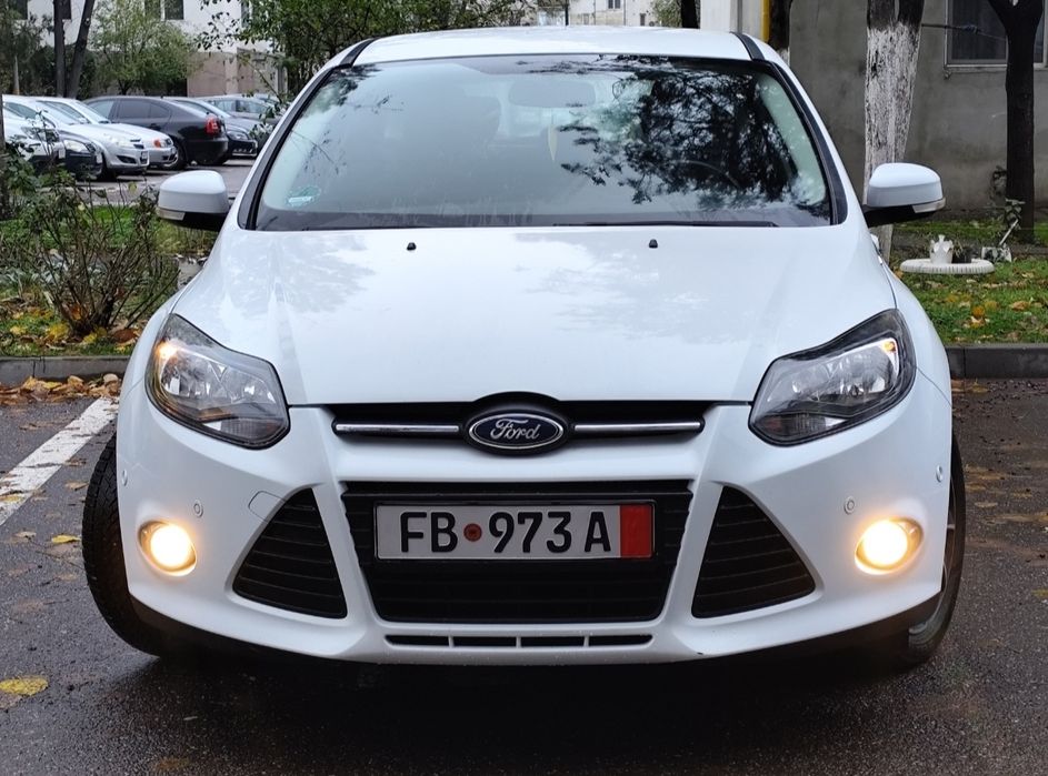 Ford Focus 1.6 benzină clasic, 2012, Navi, Park assist