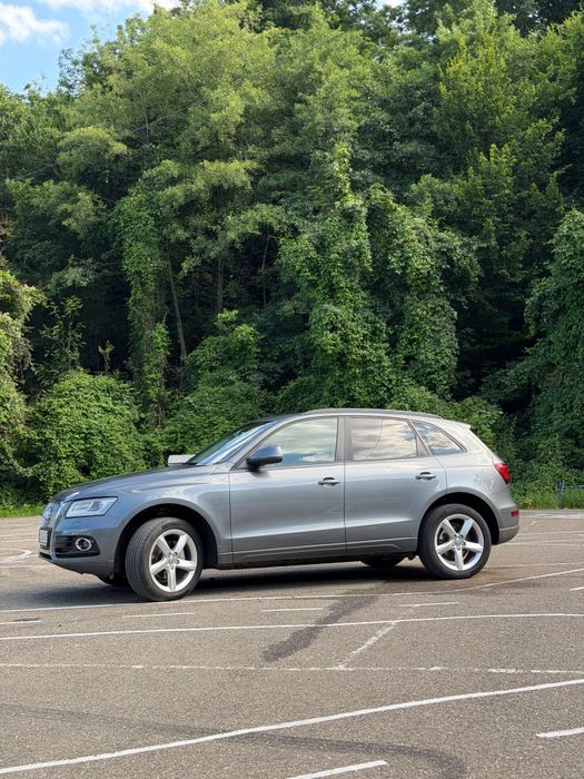 Se vinde Audi Q5 2.0 Tdi  sau schimb cu toyota hilux