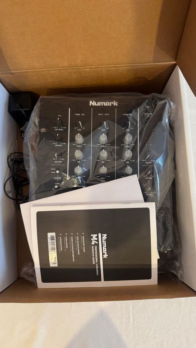 Numark M4 DJ миксер – нов, неизползван