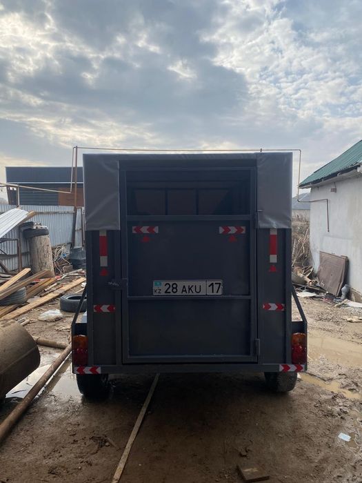 Прицеп Коневозка