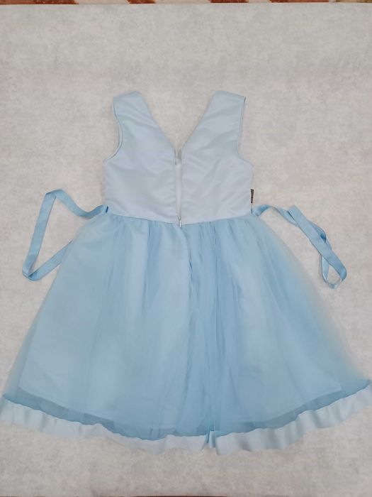 Нарядное платье для девочки