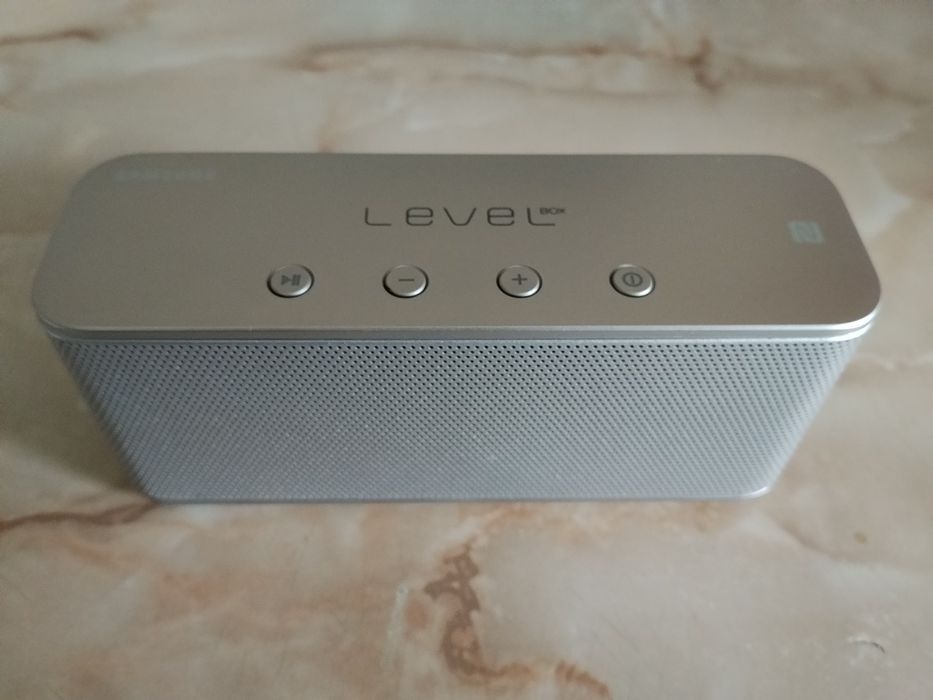 Vând boxa portabila