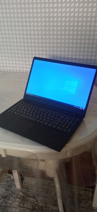 Продам Ноутбук Lenovo