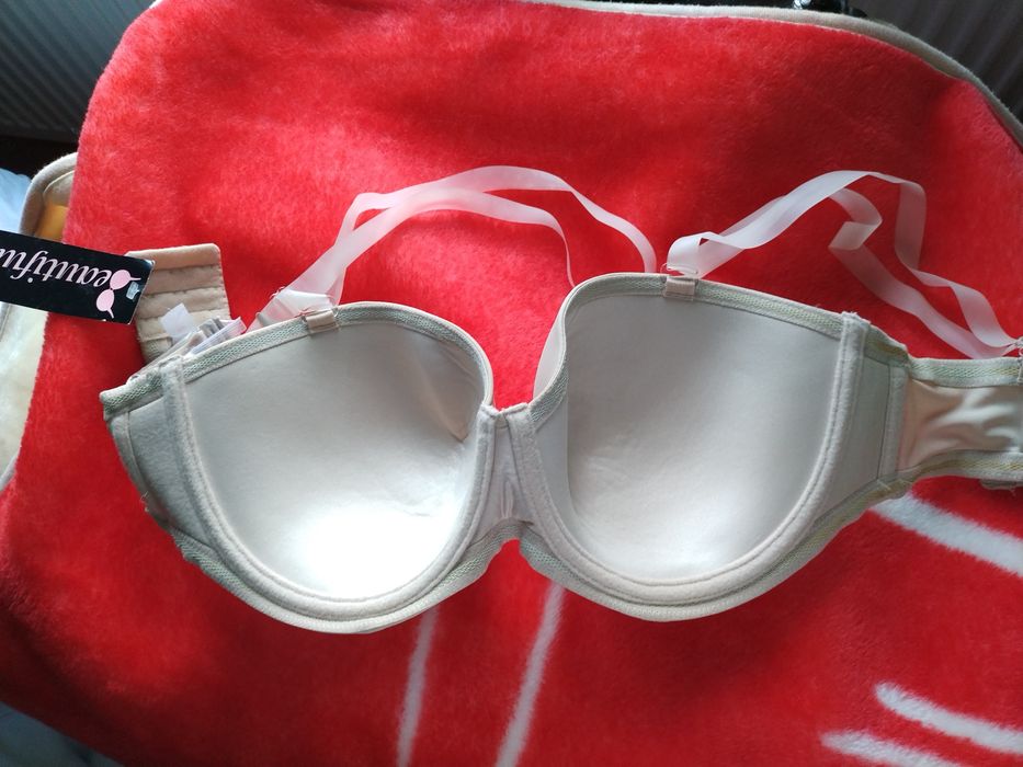 Mărime 80/E. Sutien nou