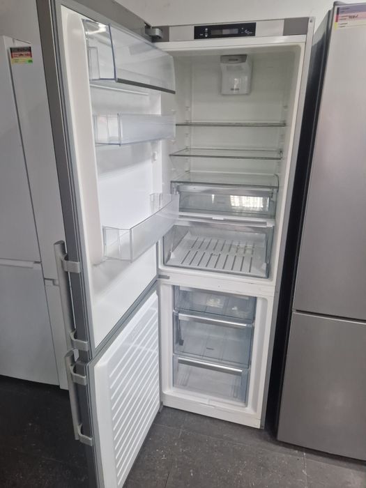 Хладилник с фризер Electrolux A++ No Frost