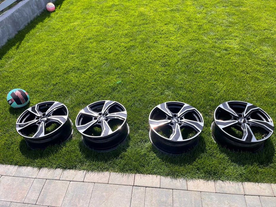 Set 4 jante Skoda 5x112 - 17" impecabile+ anvelope noi vara