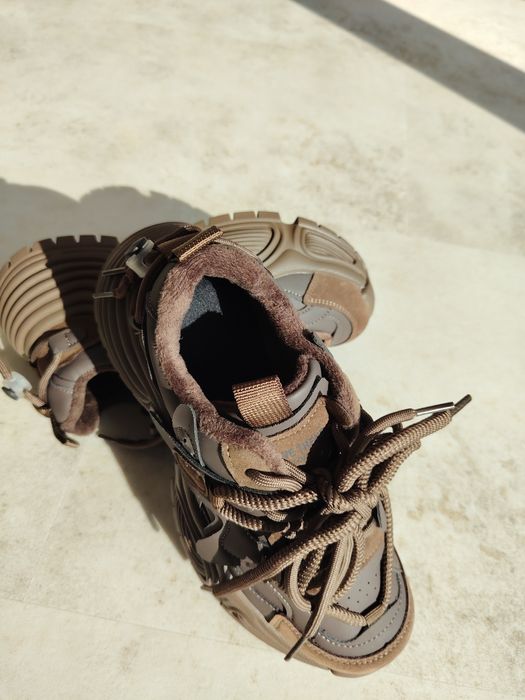 Дамски обемни маратонки