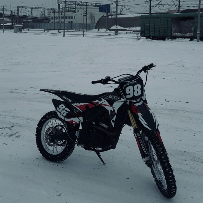 Продам эндуро 300