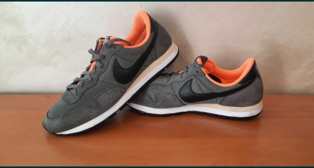 Nike Air Pegasus 83