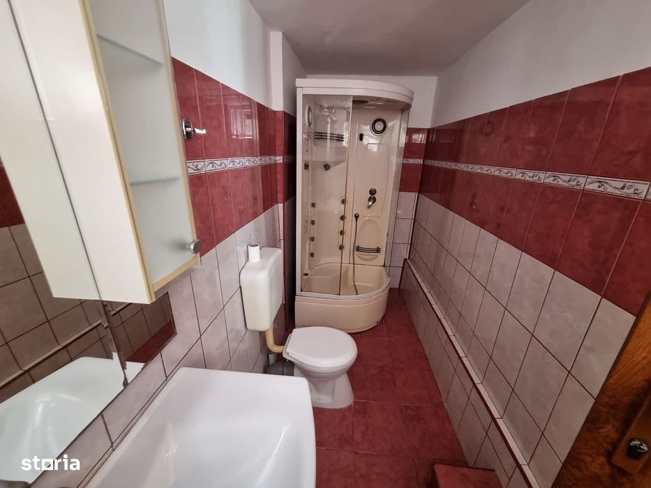 Dacia-  casa cu 5 camere de caramida