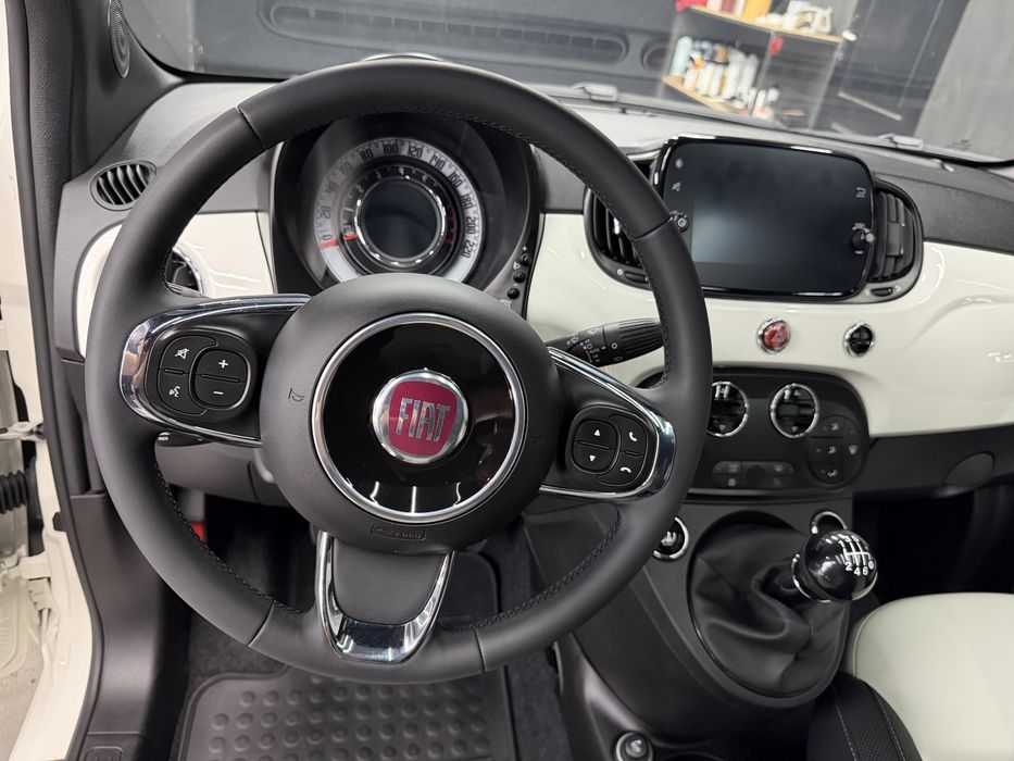 Fiat 500 Dolcevita Hybrid 2022 ca nou