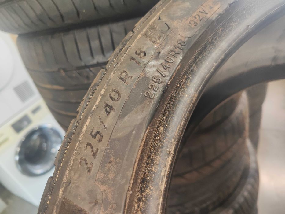 2бр.зимни гуми 225/40/18 Michelin