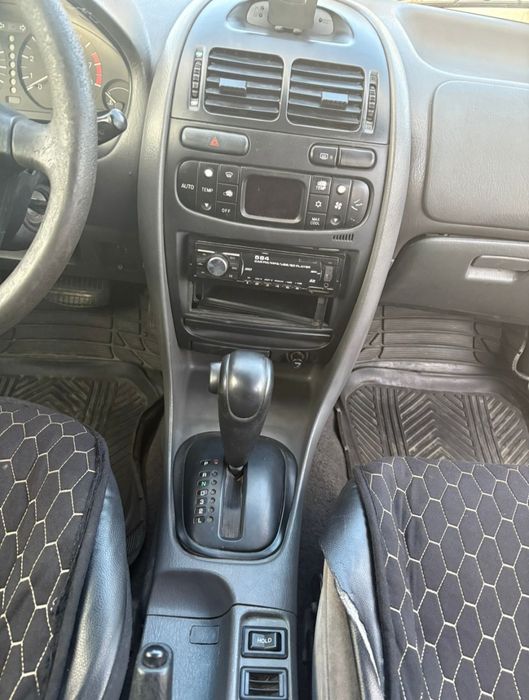 Продам машину мицубици каризма