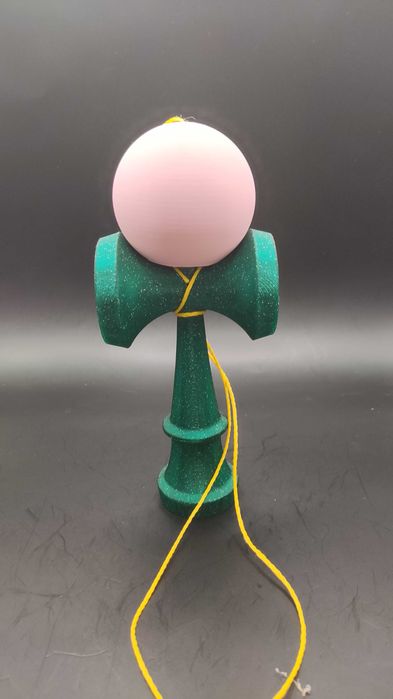 Kendama | Dimensiuni & greutate concurs | Materiale Moderne