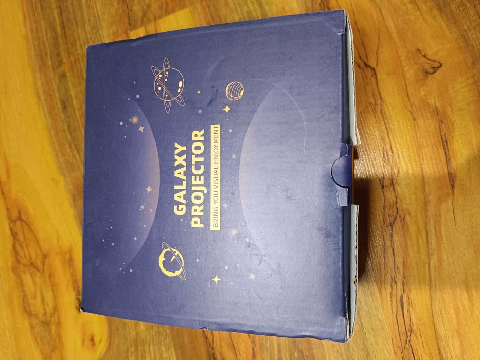 НОВ галактически проектор MERTTURM, Планетен проектор с лазарен ефект