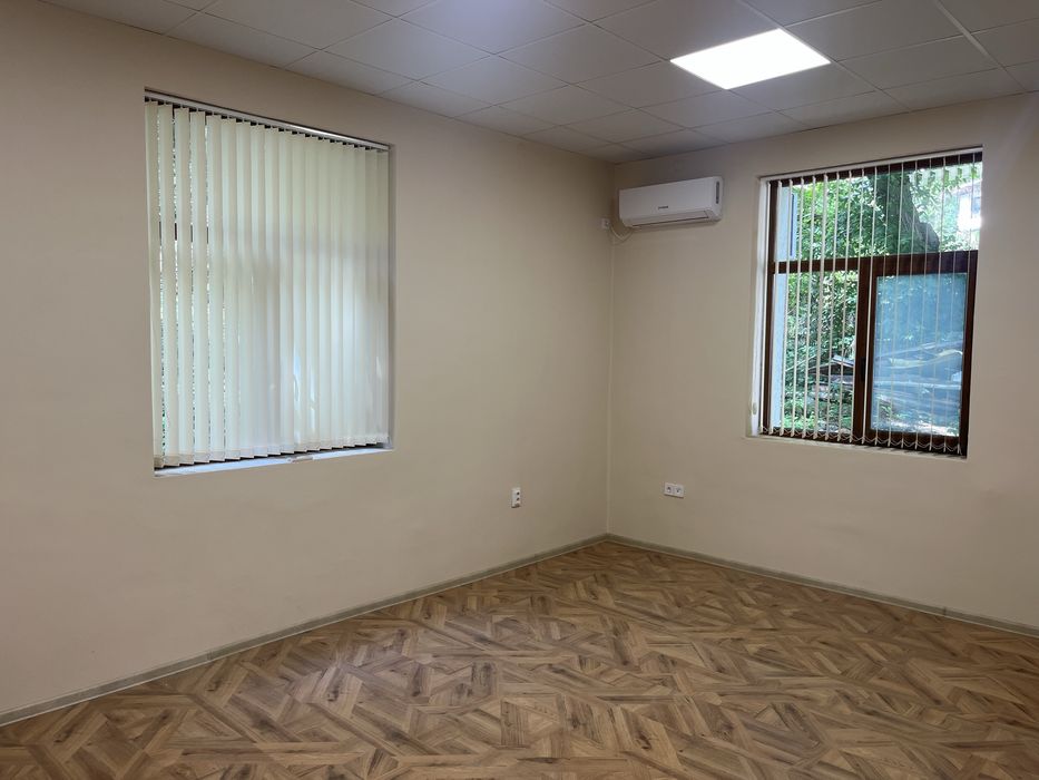 Дава се под наем Офис в Елена - 24 кв.м за 127.5 € - Снимка #6