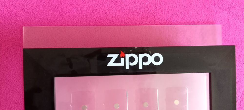 Suport pentru brichete zippo