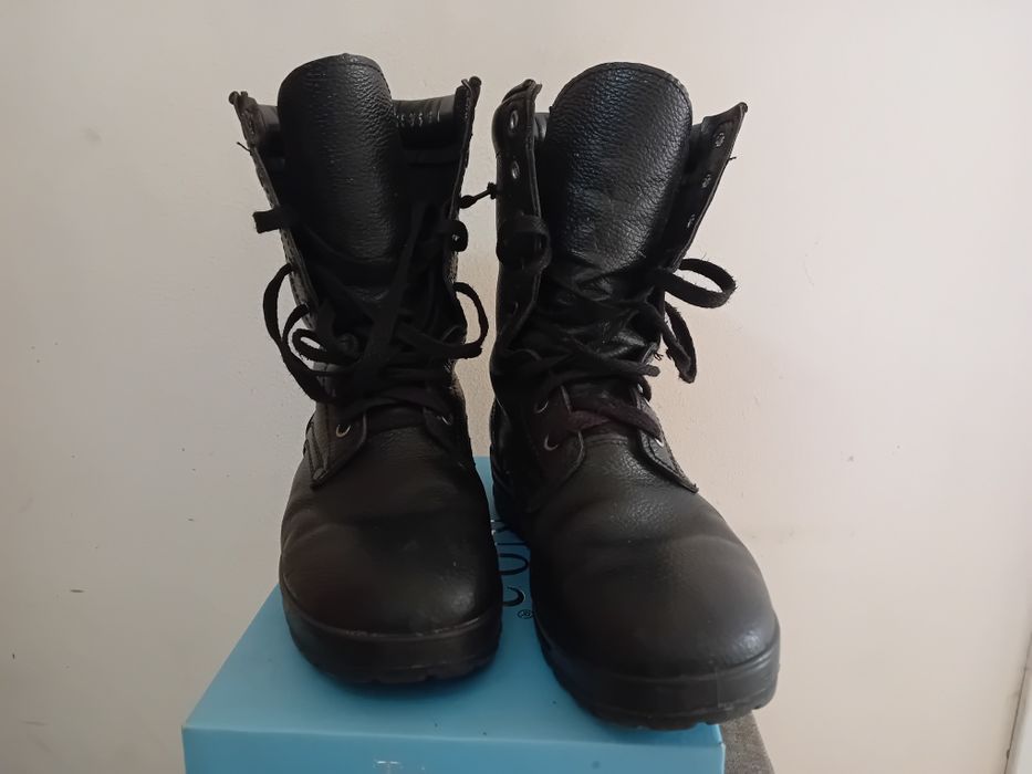 Берцы кожаные мужские