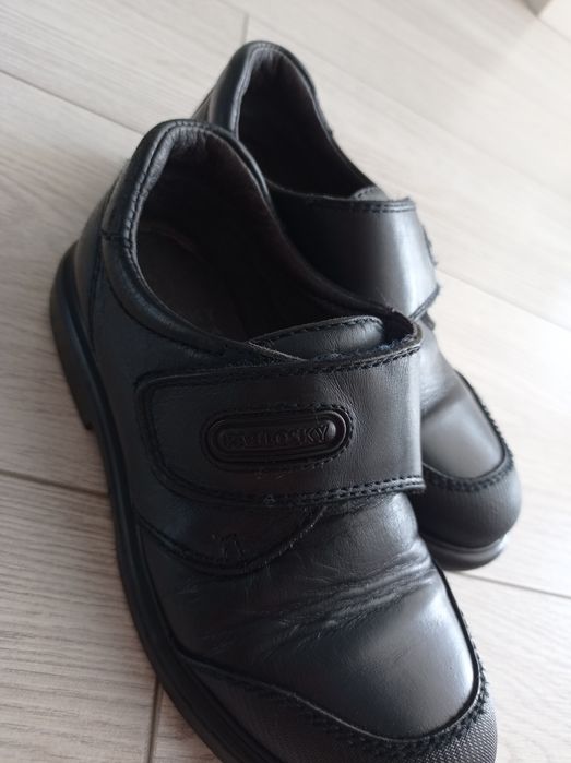 Кожаные туфли на мальчика