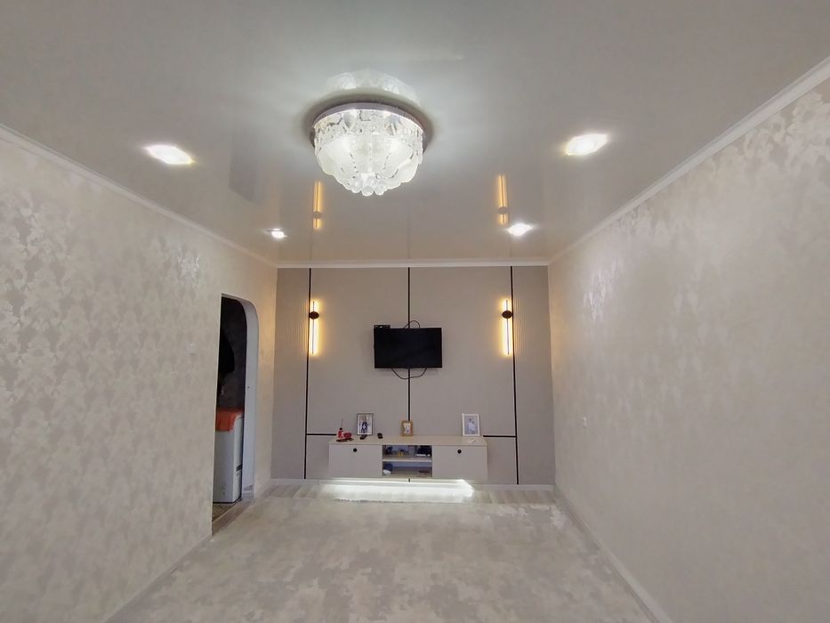 Сатылады. 2 бөлмелі квартира. 45 кв м.