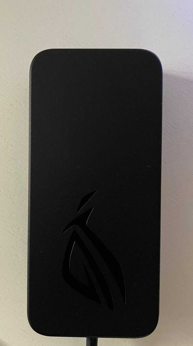 Asus Rog Strix Scar II GL704GW / RTX 2070 / 17.3" IPS / 32GB RAM