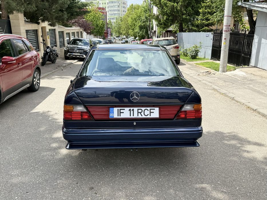 Mercedes w124  Variante w126 | W140 | W107 Vehicul Istoric