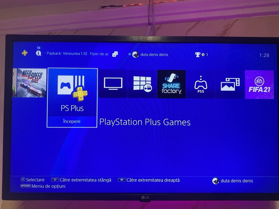 Vând PlayStation 1 TB