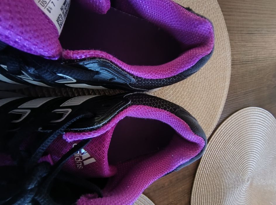 Маратонки ADIDAS