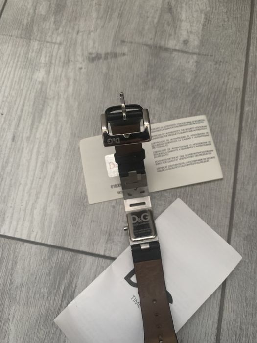 Часовник dolce gabbana