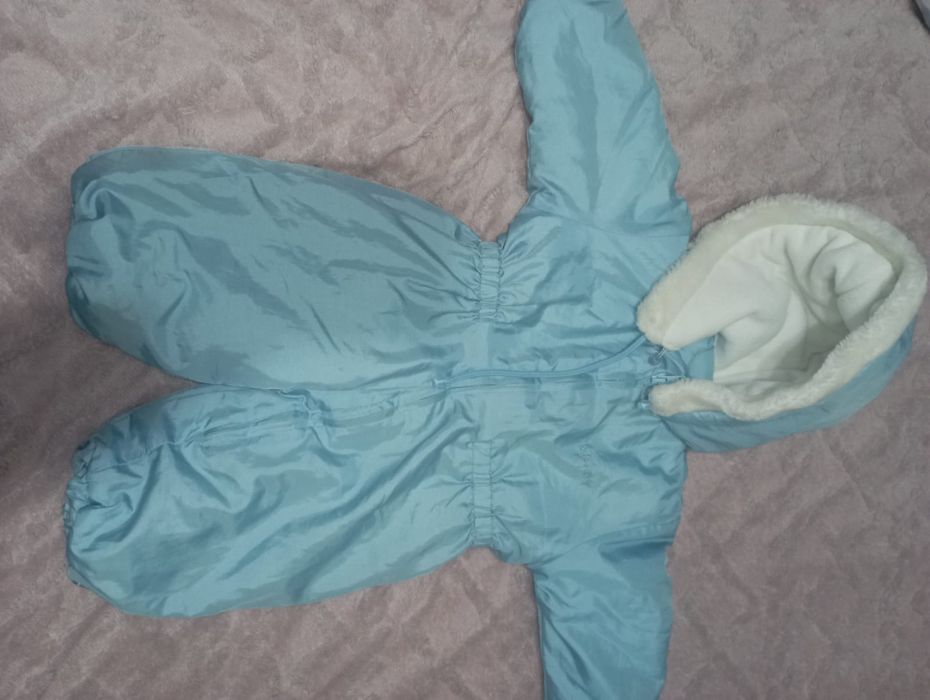 Продам детские вещи