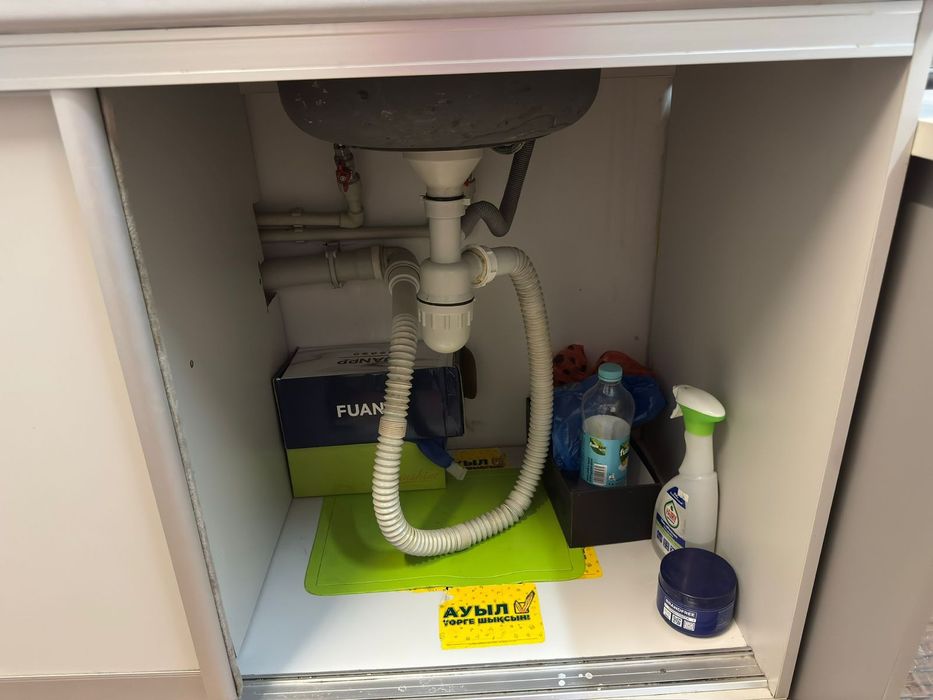 Кухонный шкаф комплект