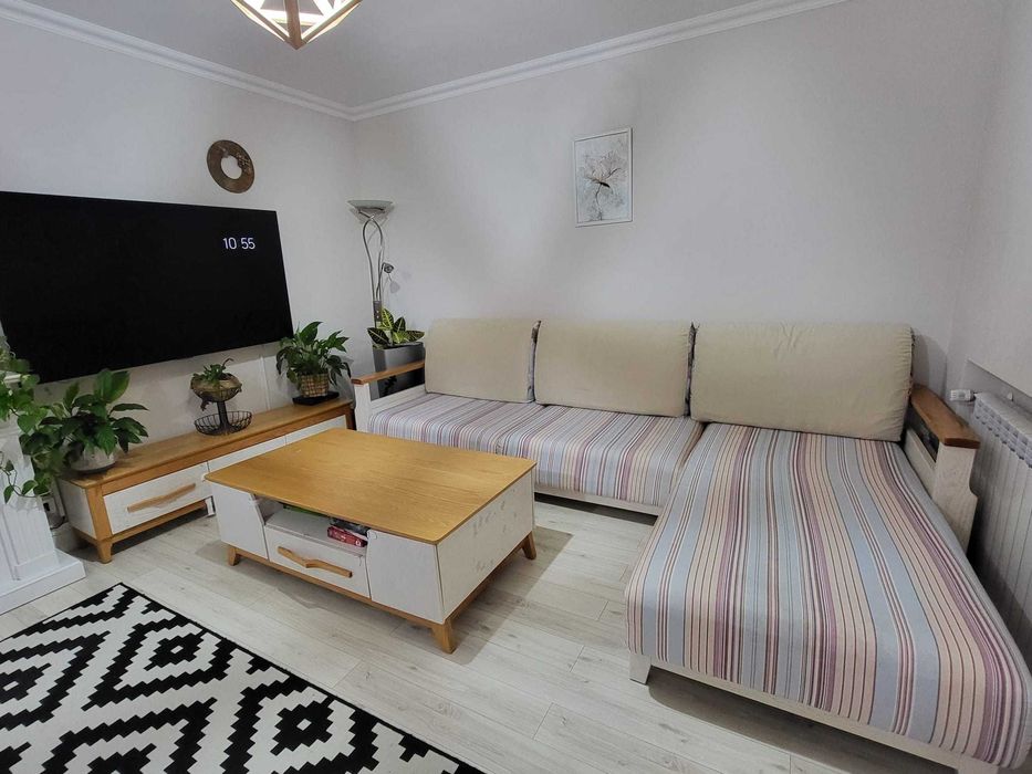 Set Coltar + comoda TV + masa -Lemn Masiv