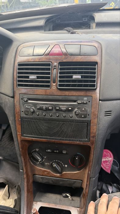 cupholder peugeot 307