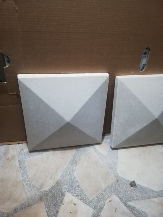 De vânzare terminație stlpi de beton