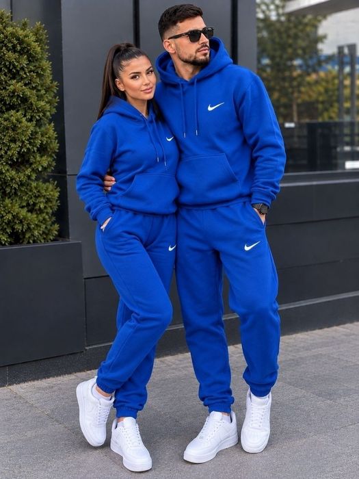 Trening vătuit unisex la oferta
