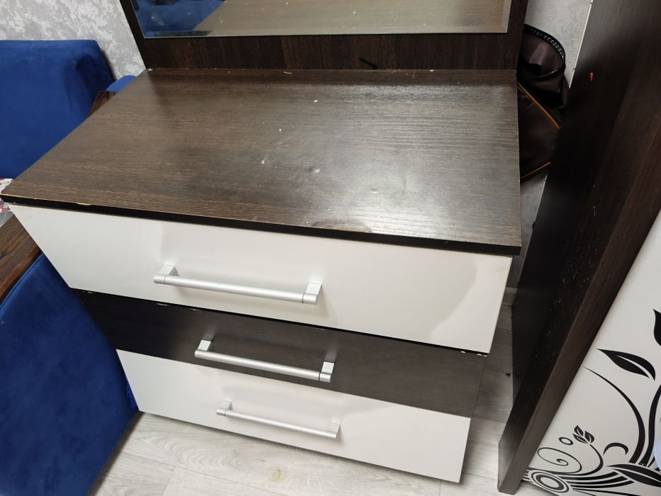 Комод в хорошем состоянии