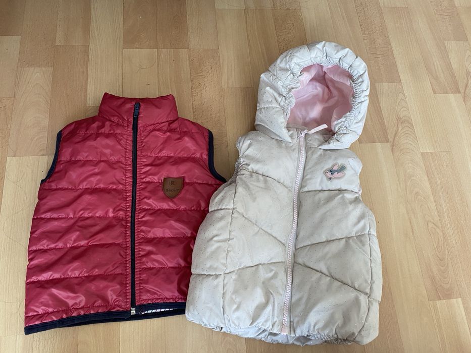Куртки и жилетки для девочки