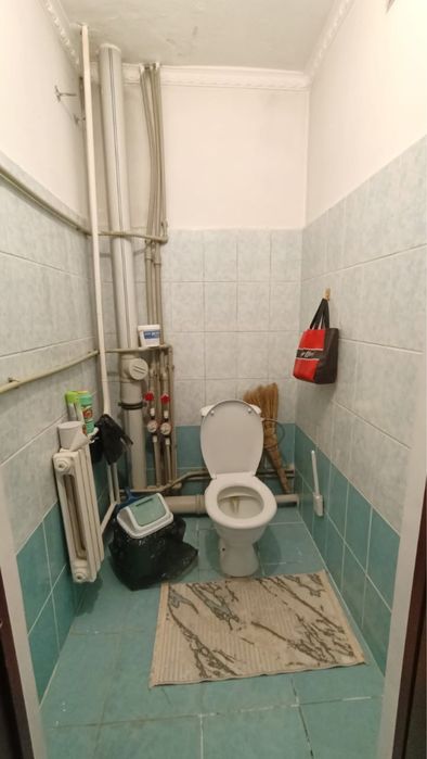 Срочно 1комн кв 46 кв м Байтерек 32